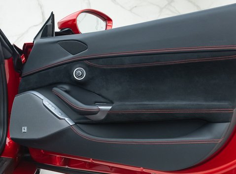 Ferrari Portofino M 22