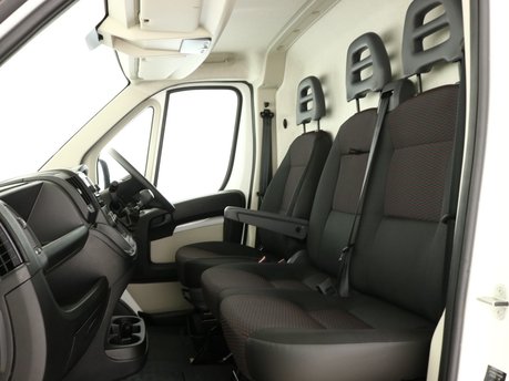 Citroen Relay 2.2 BlueHDi L4H2 Van 140ps Enterprise Pro 7