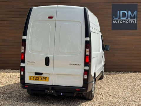 Renault Trafic 2.0 Trafic LH30 Business+ Blue dCi L2-H2 4