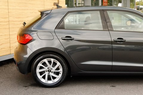 Audi A1 SPORTBACK TFSI SPORT 7