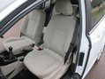 Ford B-Max 1.0T EcoBoost Titanium Navigator Euro 6 5dr 23