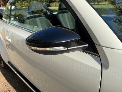 Volkswagen Beetle SPORT TDI BLUEMOTION TECHNOLOGY DSG 48