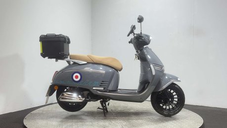 Keeway Versilia 2023 ONLY 2K 125CC SCOOTER NEW MOT WARRANTY 1