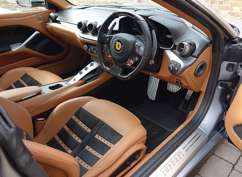 Ferrari F12 Berlinetta 14