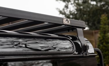 Land Rover Defender 90 Urban Truck 26