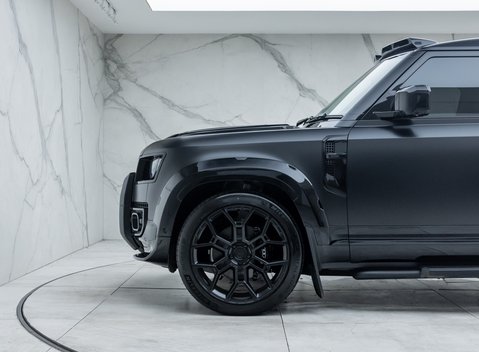 Land Rover Defender 90 D350 X-DYNAMIC HSE HARD TOP URBAN 40