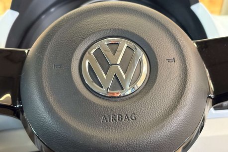Volkswagen Up 1.0 High up! Hatchback 5dr Petrol ASG Euro 6 (75 ps) 48