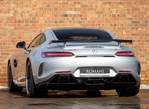 Mercedes-Benz AMG GT R GT R 3