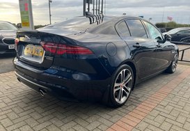 Jaguar XE 2.0 P250i HSE AUTO PETROL 6