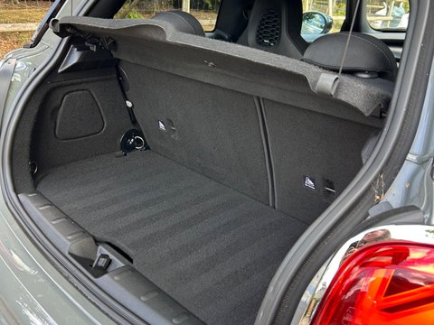 Mini Hatch 1.5 Cooper Sport Steptronic Euro 6 (s/s) 3dr 31