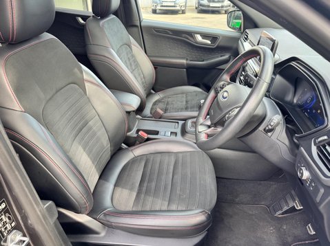 Ford Kuga ST-LINE X FIRST EDITION ECOBLUE 11