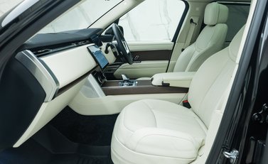 Land Rover Range Rover D350 SE 17