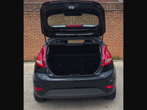 Ford Fiesta 1.4 Fiesta Zetec Auto 5dr 17