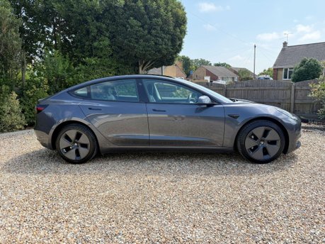 Tesla Model 3 Standard Range Plus Auto RWD 4dr 4