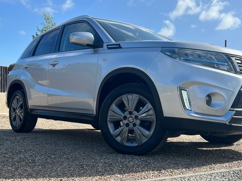 Suzuki Vitara SZ-T BOOSTERJET MHEV 14