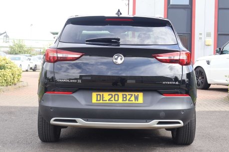 Vauxhall Grandland X 1.6 13.2kWh Business Edition Nav Premium SUV 5dr Petrol Plug-in Hybrid Auto 7