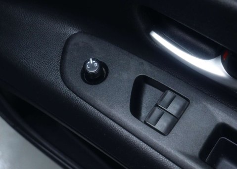 Toyota Aygo X 1.0 Aygo X Edge VVT-i Auto 5dr 40