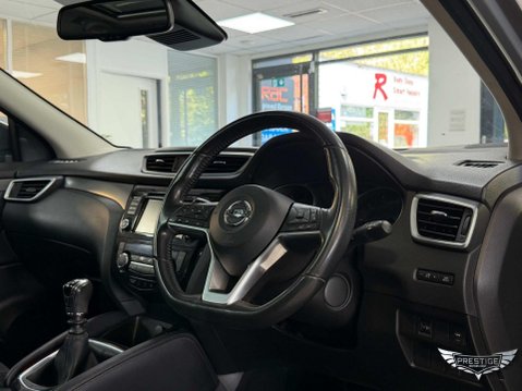 Nissan Qashqai 1.5 dCi N-Connecta Euro 6 (s/s) 5dr 71