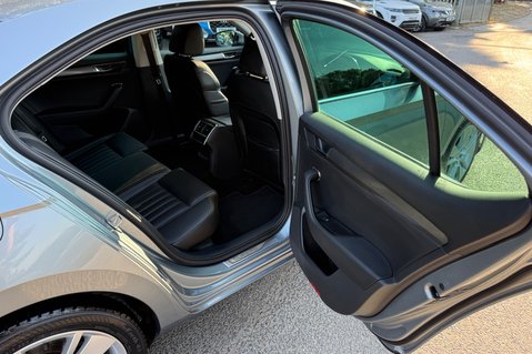 Skoda Superb SE L TSI DSG - FULL SKODA SERVICE HISTORY 31