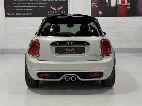 Mini Hatch COOPER S 26