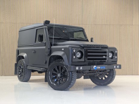 Land Rover Defender 2.2 Defender 90 Hard Top TD 4WD 5dr 9
