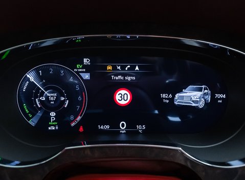 Bentley Bentayga Hybrid First Edition 20