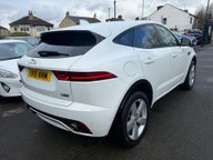 Jaguar E-Pace R-DYNAMIC SE 9