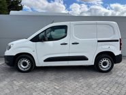 Vauxhall Combo L1H1 2300 100 ps Dynamic Panel Van - No VAT 8