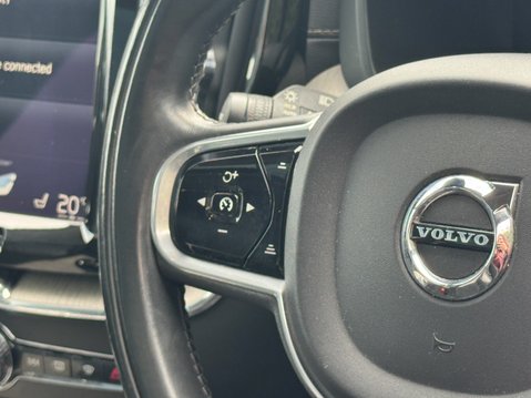 Volvo XC60 2.0 T5 Inscription Pro SUV 5dr Petrol Auto AWD Euro 6 (s/s) (254 ps) 13