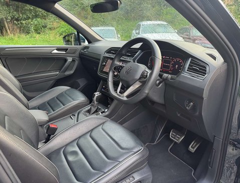 Volkswagen Tiguan 2.0 Tiguan R-Line TDI Semi-Auto 5dr 16