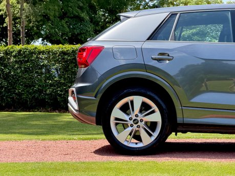 Audi Q2 TFSI S LINE 13