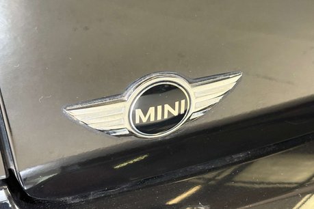 Mini Clubman 1.6 Cooper Estate 5dr Petrol Auto Euro 6 (122 ps) 65