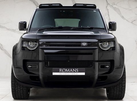 Land Rover Defender 110 SE D250 Urban 4