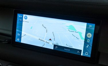 Land Rover Defender 110 SE D250 Urban 18