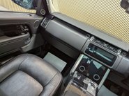 Land Rover Range Rover 3.0 Range Rover Vogue SDV6 Auto 4WD 5dr 47