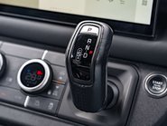 Land Rover Defender D300 X-Dynamic HSE Hard Top 15