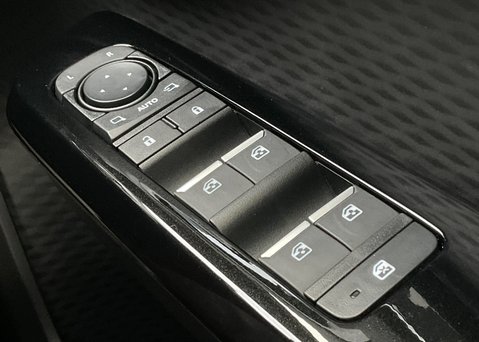 Suzuki eVitara Motion Allgrip 61kWh 21