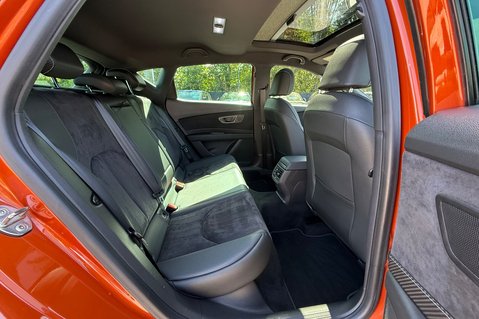 SEAT Leon TSI CUPRA DSG 31