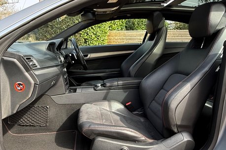 Mercedes-Benz E Class E350 BLUETEC AMG LINE PREMIUM 52