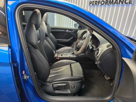 Audi RS3 2.5 TFSI Saloon 4dr Petrol S Tronic quattro Euro 6 (s/s) (400 ps) 17