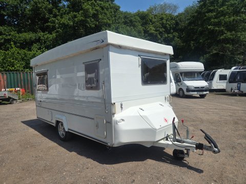 Gobur Carousel Clubman 8