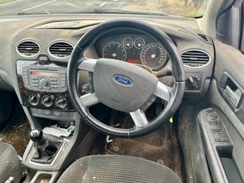 Ford Focus GHIA 16V