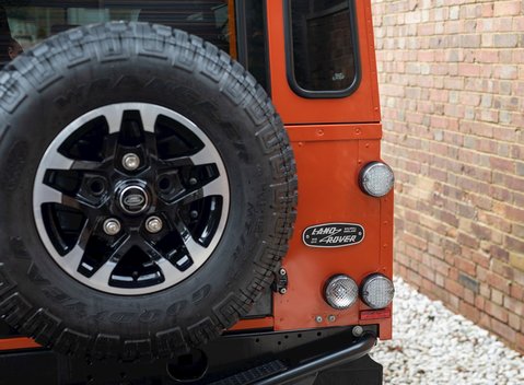 Land Rover Defender 110 Adventure Edition 23