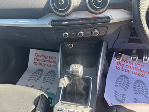 Audi Q2 TFSI S LINE 25