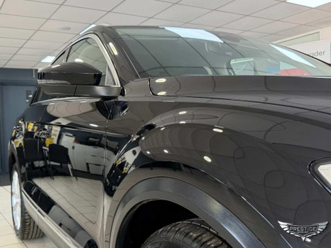 Volkswagen T-Roc 2.0 TSI SEL DSG 4Motion Euro 6 (s/s) 5dr 68