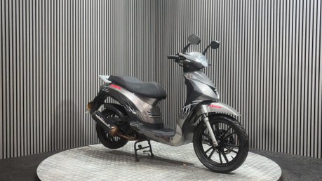 Lexmoto Urban 2019 GOOD LOOKING PROJECT SCOOTER RUNNING 125CC BIKE 3