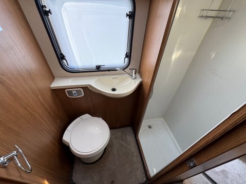 Auto-Trail Imala 730 16