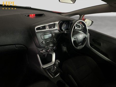 Kia Ceed 1.6 CRDi 1 Hatchback 5dr Diesel Manual Euro 6 (s/s) (134 bhp) Air Con - Al 14