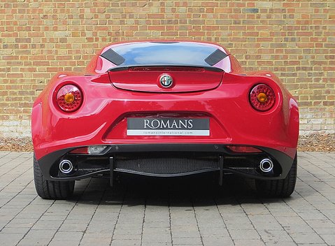 Alfa Romeo 4C Launch Edition 8