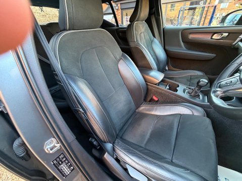 Volvo XC40 2.0 D3 R-Design Euro 6 (s/s) 5dr 9